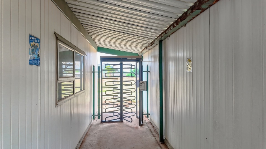 5 Bedroom Property for Sale in Rustenburg Rural North West